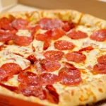 Pizza peperoni+bebida 1.5LT